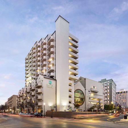 Embassy Suites By Hilton New Orleans Convention Center Dış mekan fotoğraf